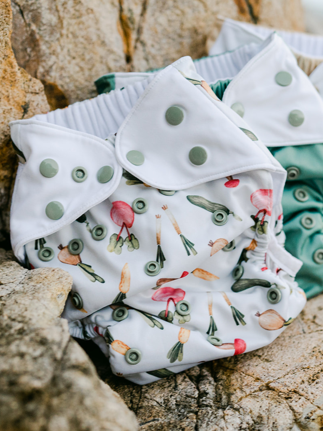 Just Peachy Cloth Diapers are designed to make fun, leak-proof and convenient diapering a reality. Set of 3 comes with: 3 diaper covers (convertible Pocket/AI2), 3 super thirsty bamboo-cotton infant/booster inserts, and 3 super ultra absorbent hemp-cotton inserts. Shop now.