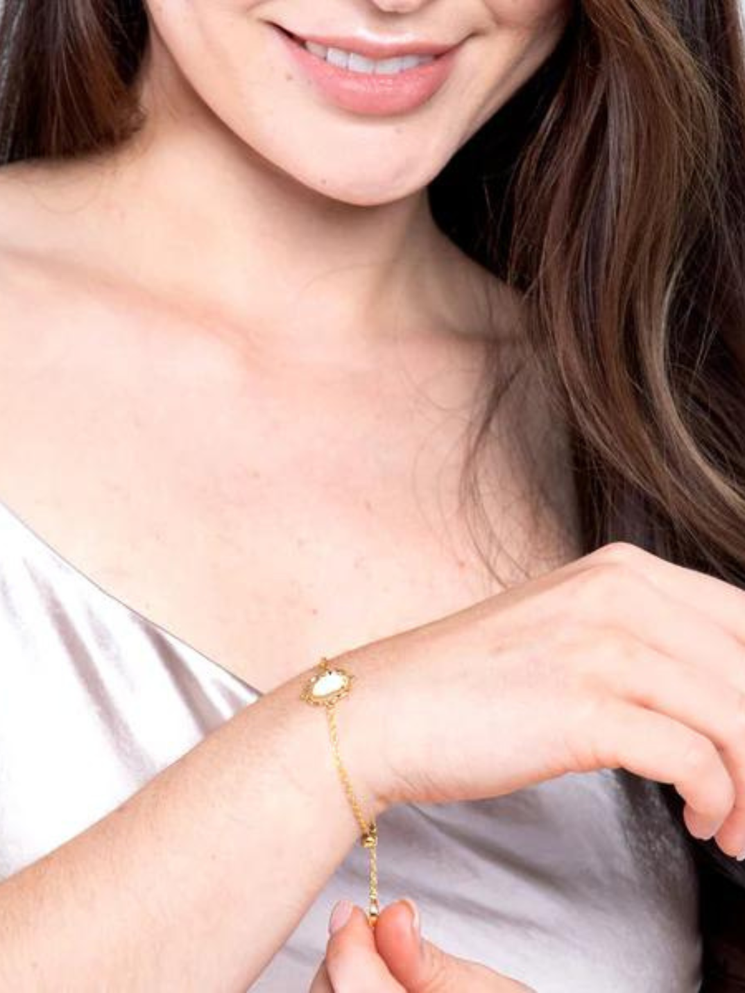 This bracelet is inspired by the designers Indian heritage. Made using 18K gold vermeil and Rainbow Moonstone a shimmering semi precious gemstone used for spiritual guidance. Details: You’ll fall in love with the design and quality of this piece. Pair it with our Rainbow Moonstone earrings or midi ring.