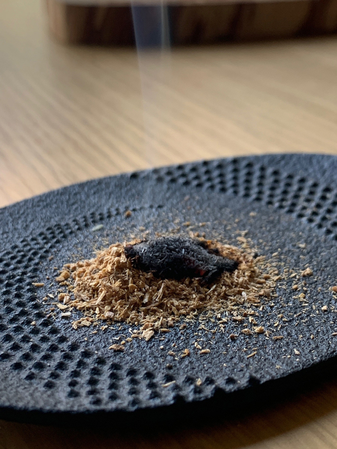 palo santo wood powder natural incense eco-friendly home