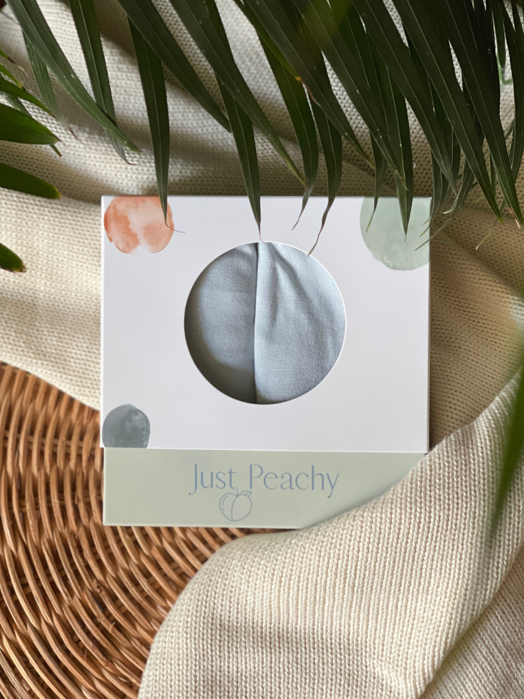 These tank tops are super soft and gentle on your little ones' skin. Designed with a loose, unisex fit for play, movement and a comfy night's rest. Wear the breathable layer under garments for day or snooze in the ultimate comfort. Made with modal interwoven with eco-soft technology. Comes with: 2x blue tank tops.