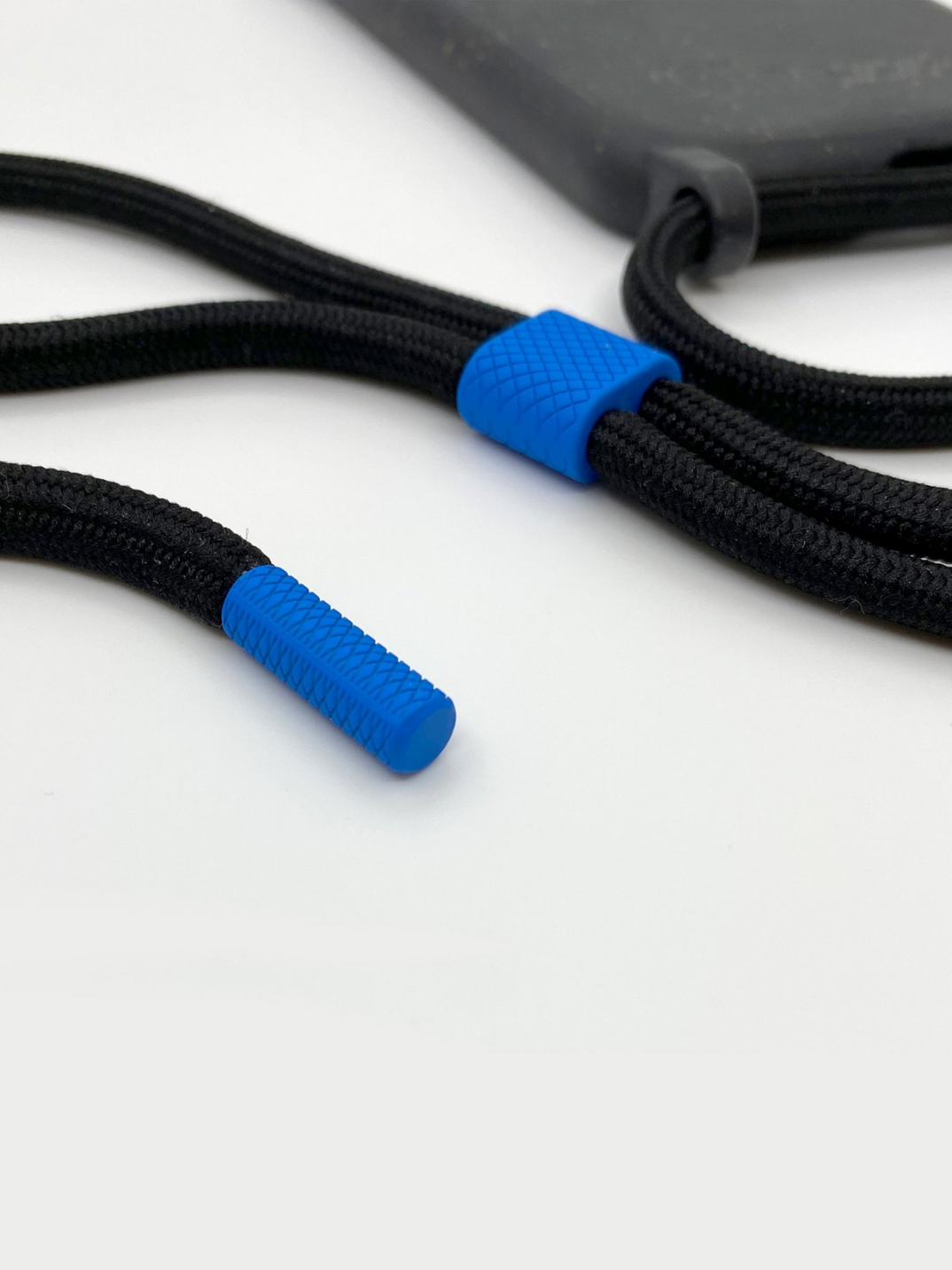 Sustainable Crossbody Phone Case / Granite Black & Black