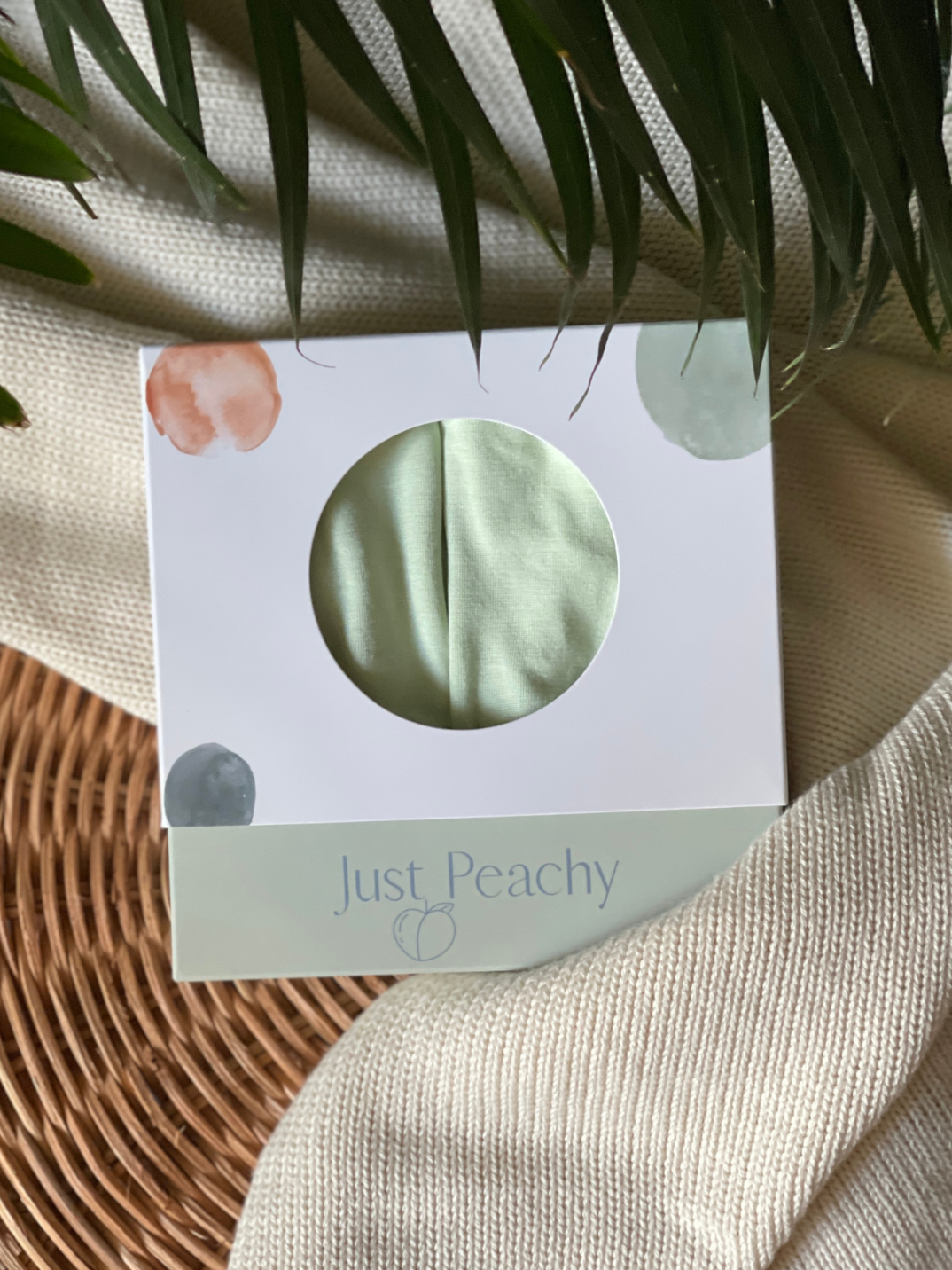 These tank tops are super soft and gentle on your little ones' skin. Designed with a loose, unisex fit for play, movement and a comfy night's rest. Wear the breathable layer under garments for day or snooze in the ultimate comfort. Made with modal interwoven with eco-soft technology. Comes with: 2x green tank tops.