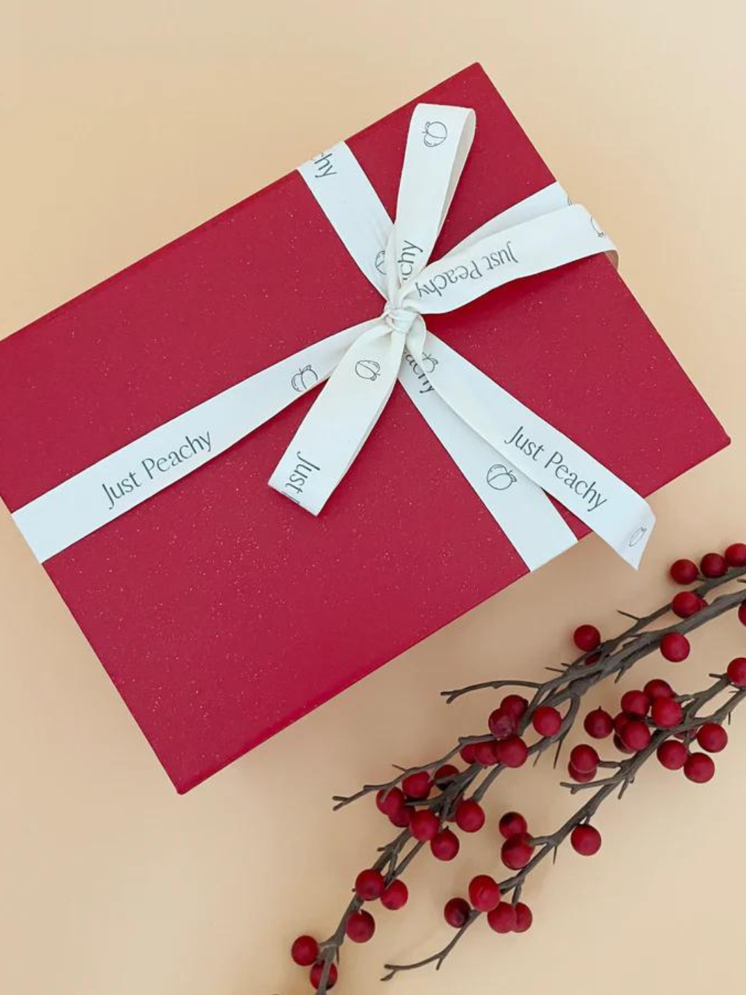 Spoil little ones with Just Peachy Limited Edition Feel Good Sweet Dreams Gift Set curated in collaboration with NakedLab. Available in a choice of Pink or Blue, each set includes Just Peachy TENCEL™ Micro Modal Top & Bottom and a luxurious sleep mask for a peaceful night’s rest.