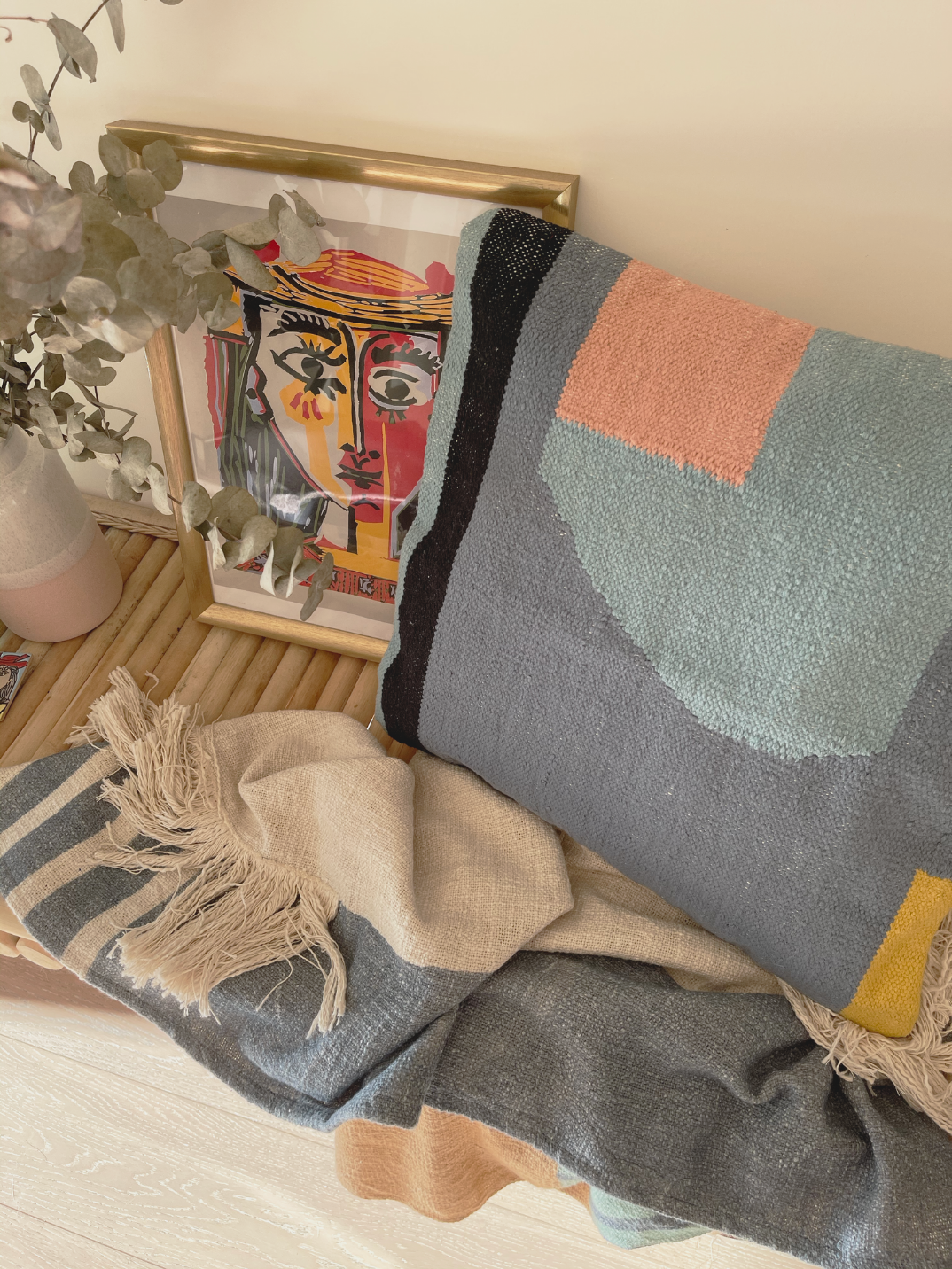 Inspired by no other than the iconic Pablo Picasso, this handcrafted cushion design is reminiscent of the key styles seen during the modern art movement through its bright geometric patterns.