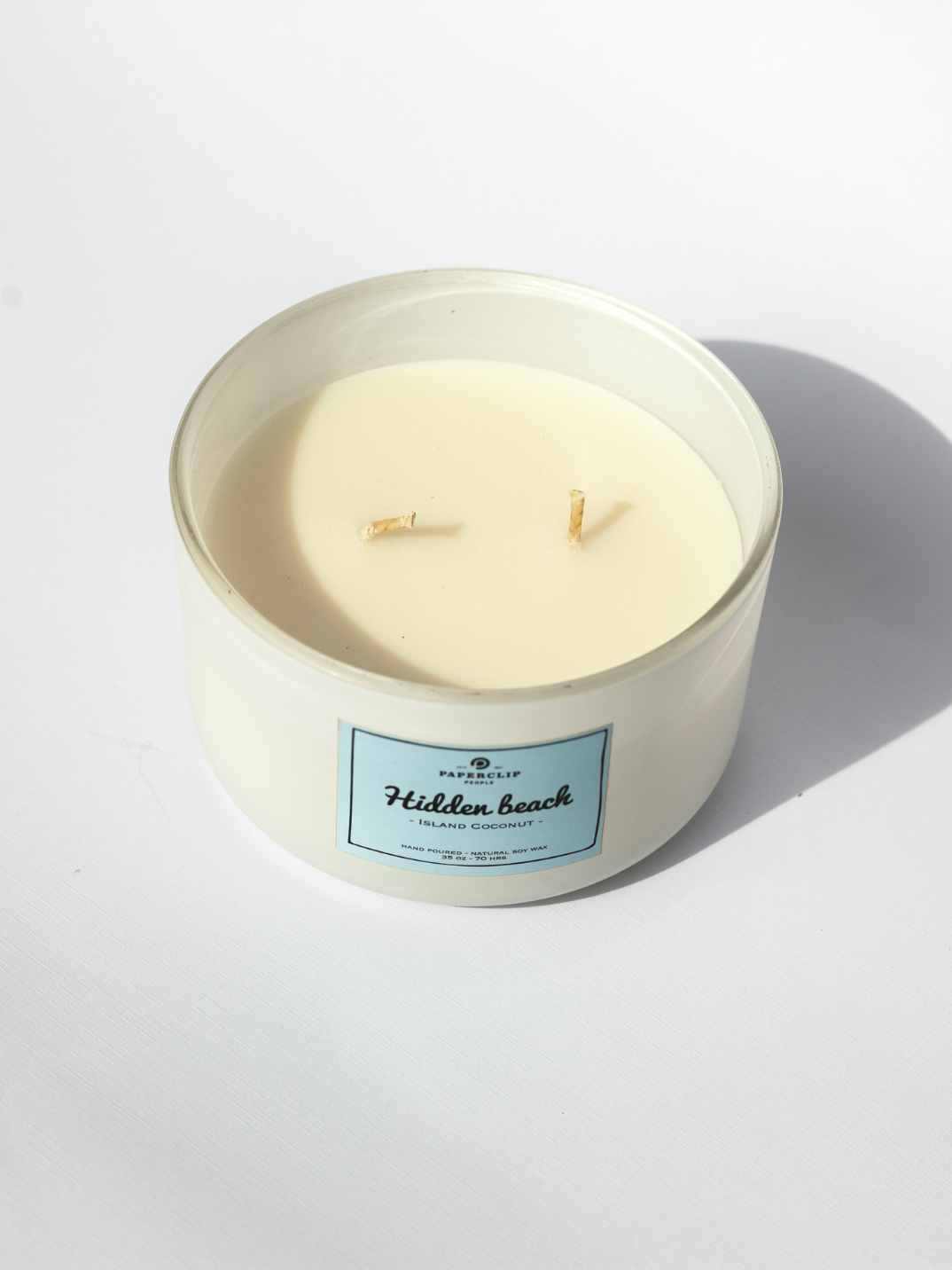 hidden beach soy wax candle handmade in Bali natural hand-poured burn time 75 hours