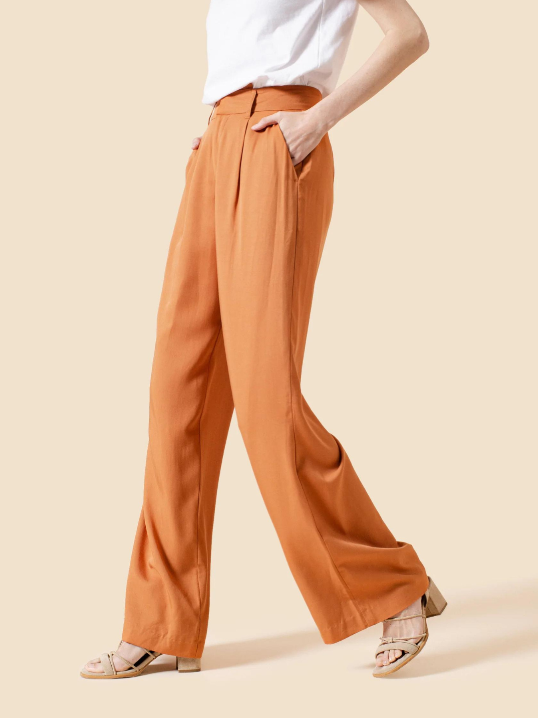 No capsule wardrobe is complete without that perfect pair of wide leg pants. Cut from an ultra-soft, lightweight natural fiber, the Willow Wide Leg Pants are a high-waisted design that elongate the silhouette. Featuring an elastic back waistband and side pockets, these pants guarantee tailored comfort. Ideal for an effortlessly cool look with sneakers, or occasion dressing with heels. Create a matching co-ordinated set with The Noah Blazer.