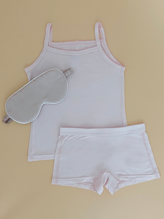 Spoil little ones with Just Peachy Limited Edition Feel Good Sweet Dreams Gift Set curated in collaboration with NakedLab. Available in a choice of Pink or Blue, each set includes Just Peachy TENCEL™ Micro Modal Top & Bottom and a luxurious sleep mask for a peaceful night’s rest.