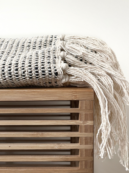 Give your living space a cozy warm feeling with our cotton slub throw. Ethically made in India