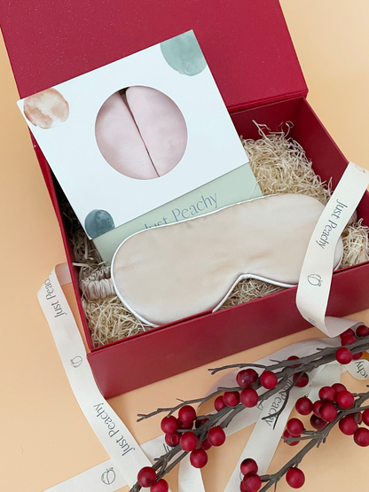 Spoil little ones with Just Peachy Limited Edition Feel Good Sweet Dreams Gift Set curated in collaboration with NakedLab. Available in a choice of Pink or Blue, each set includes Just Peachy TENCEL™ Micro Modal Top & Bottom and a luxurious sleep mask for a peaceful night’s rest.