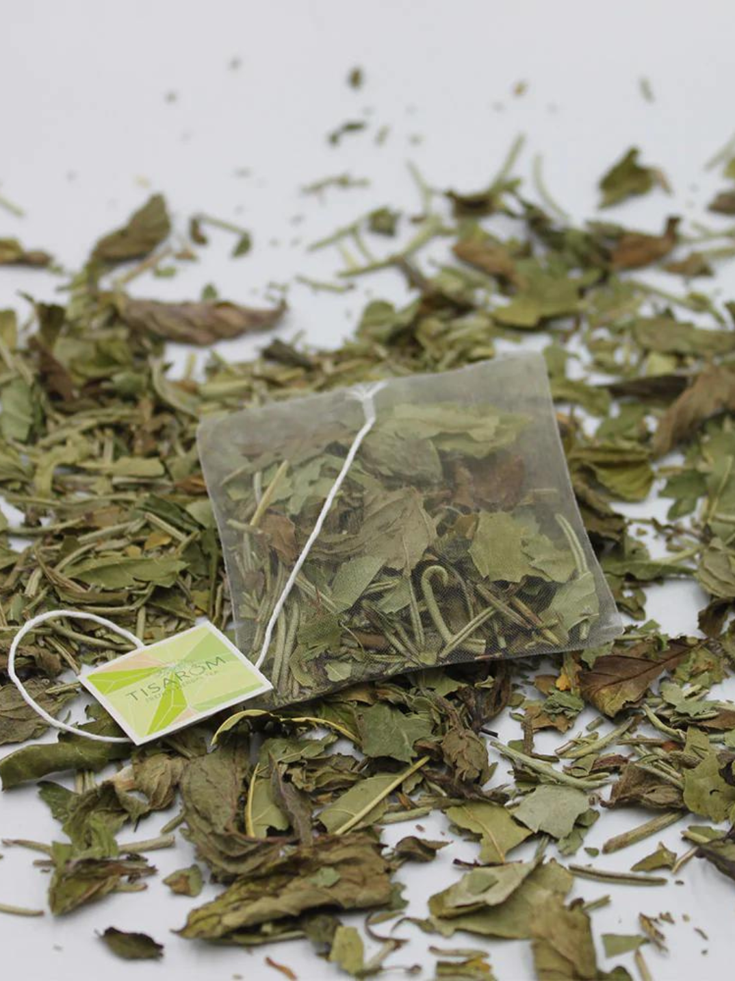 detox peppermint, thyme & rosemary tea French Herbal Tea organic drink supporting farmers in Provence sustainable brand