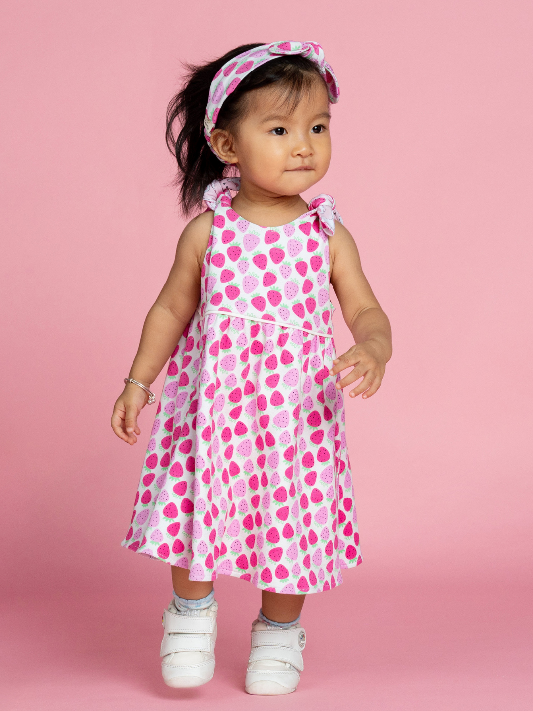 100% organic cotton reversible dress strawberries and giraffes ethical fashion for kids and children 