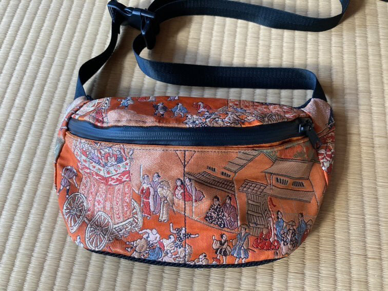 bum bag made from antique kimono handcrafted in Japan by Mikan Bags
